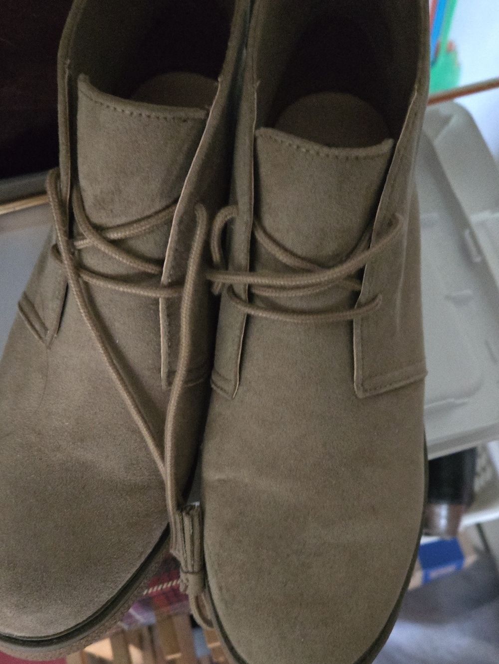 Women's Chukka Desert Boots in Olive Brown